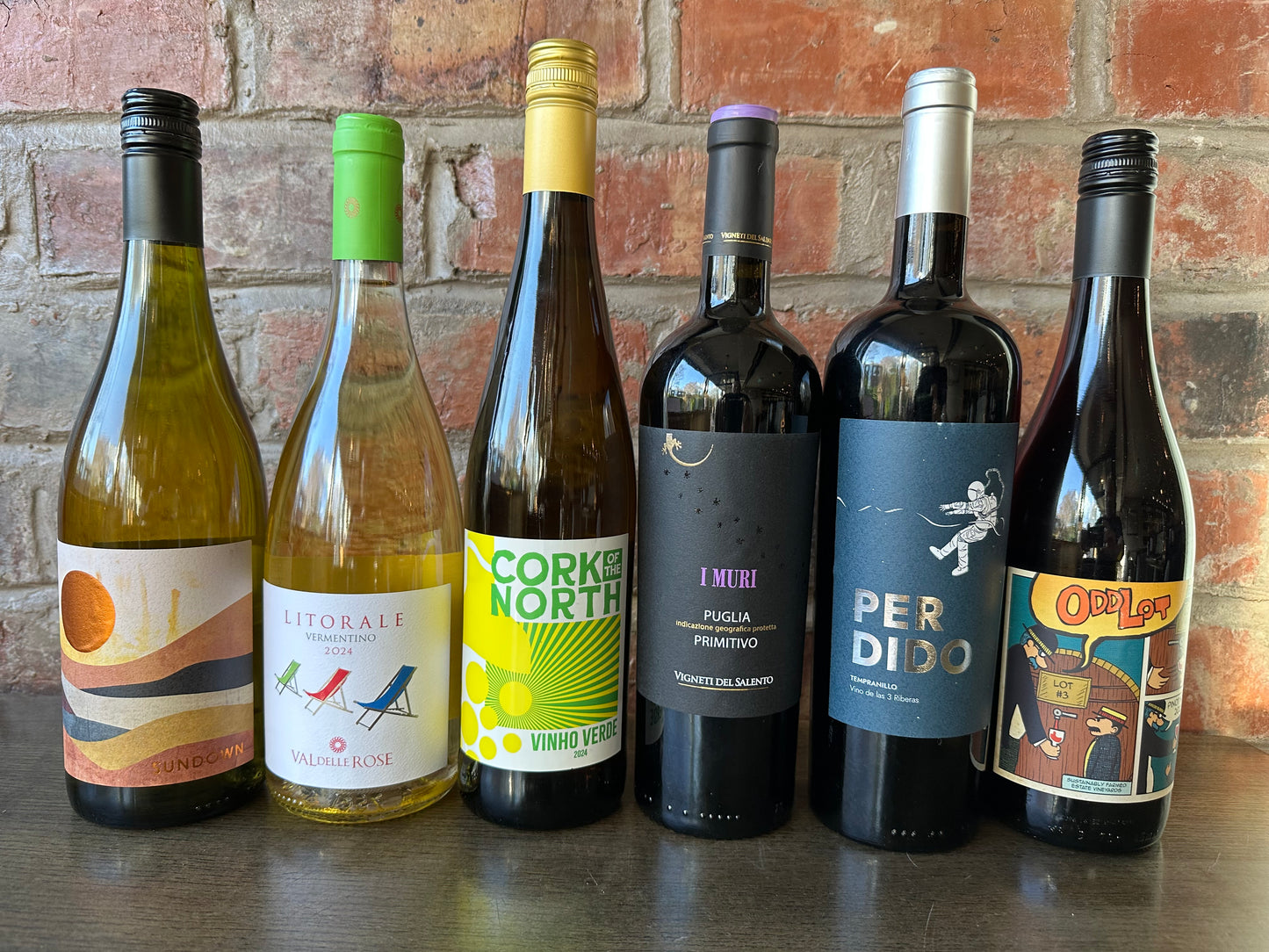 Mixed Red/White Case of the Month (December), 6 bottles, £75